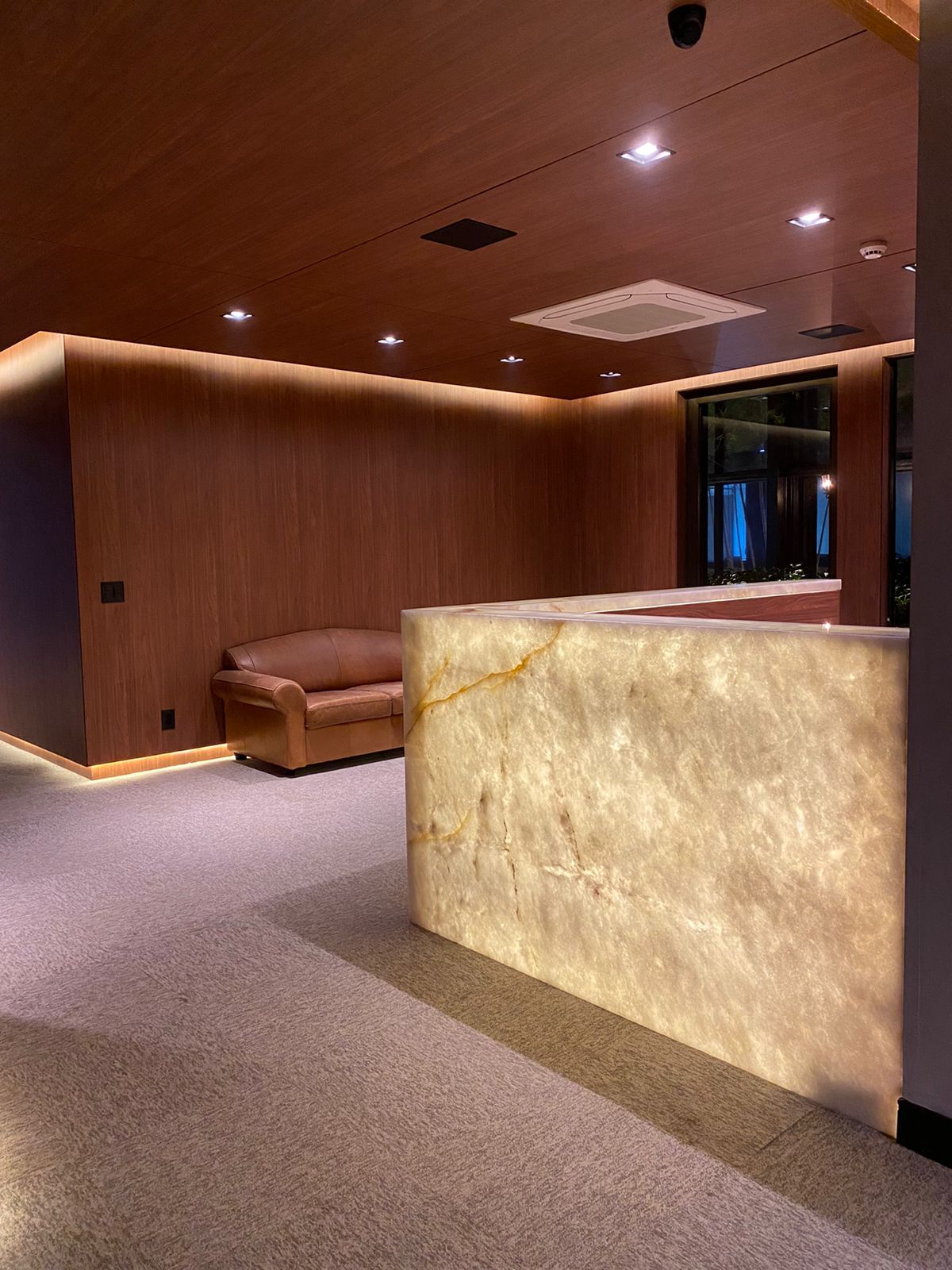 WhatsApp Image 2022-03-17 at 13.37.00.jpeg